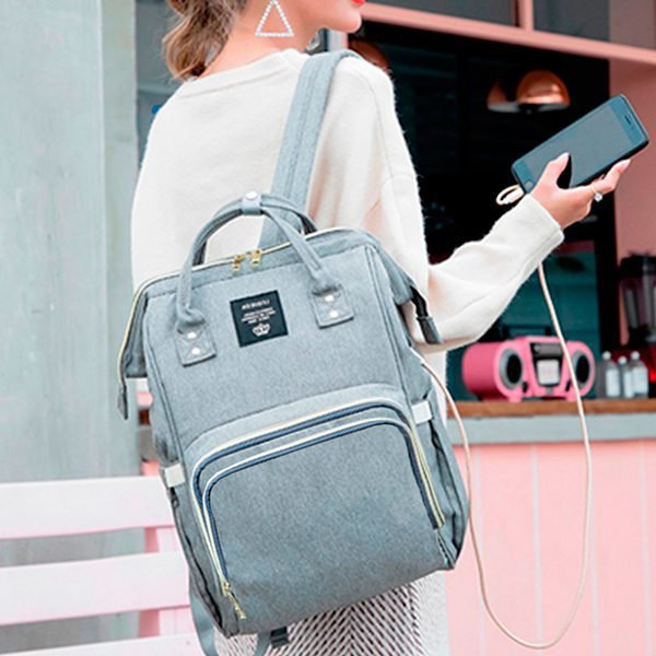 Mochila pañalera con USB azul claro - Handy Buy
